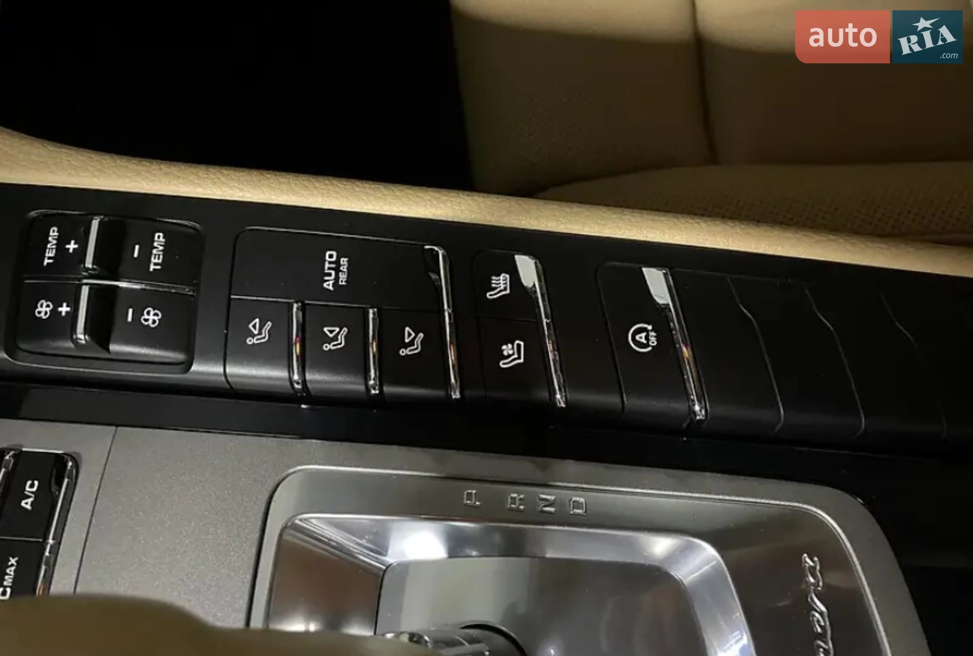 2016 Porsche Panamera - мініатюра 30