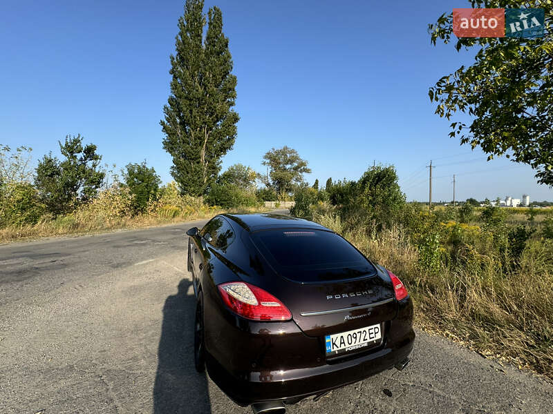 Фастбэк Porsche Panamera 2010 в Киеве фото 2 Фастбэк Porsche Panamera 2010 в Киеве