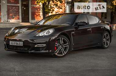 Фастбэк Porsche Panamera 2011 в Софиевской Борщаговке