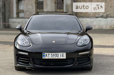 Фастбэк Porsche Panamera 2014 в Ивано-Франковске