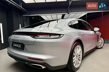 Фастбэк Porsche Panamera 2021 в 