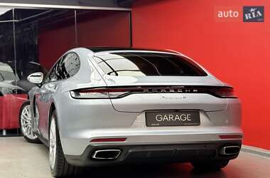 Фастбэк Porsche Panamera 2021 в 