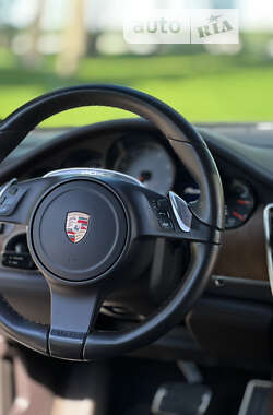 Лифтбек Porsche Panamera 2011 в 