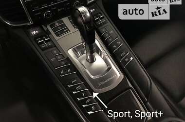 Фастбек Porsche Panamera 2011 в 