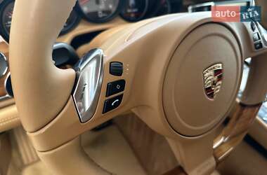 Фастбэк Porsche Panamera 2010 в 