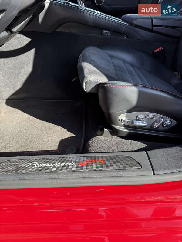 Фастбэк Porsche Panamera 2013 в Харькове