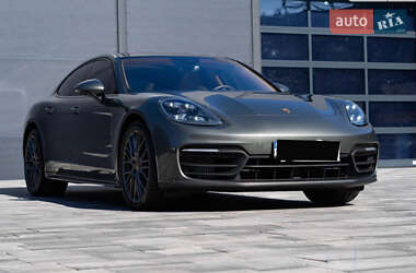 Фастбек Porsche Panamera 2022 в Києві