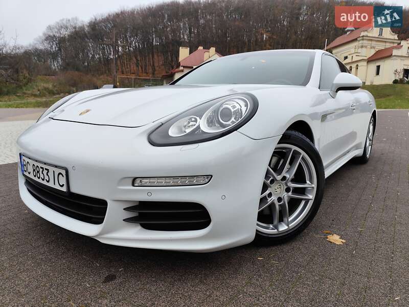 Porsche Panamera 2016