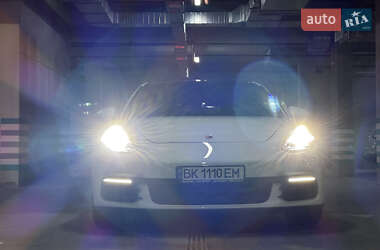 Фастбэк Porsche Panamera 2017 в 
