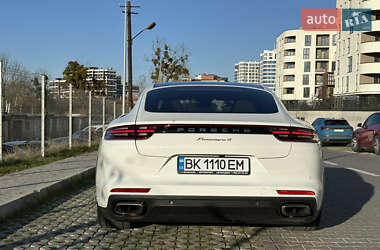 Фастбэк Porsche Panamera 2017 в 