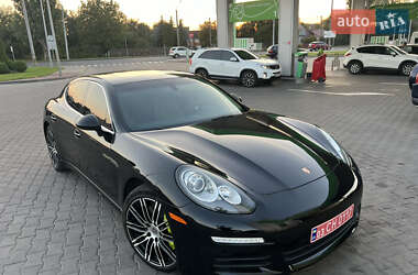 Фастбэк Porsche Panamera 2014 в Владимире