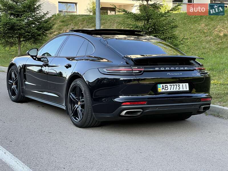 Фастбэк Porsche Panamera 2020 в Виннице
