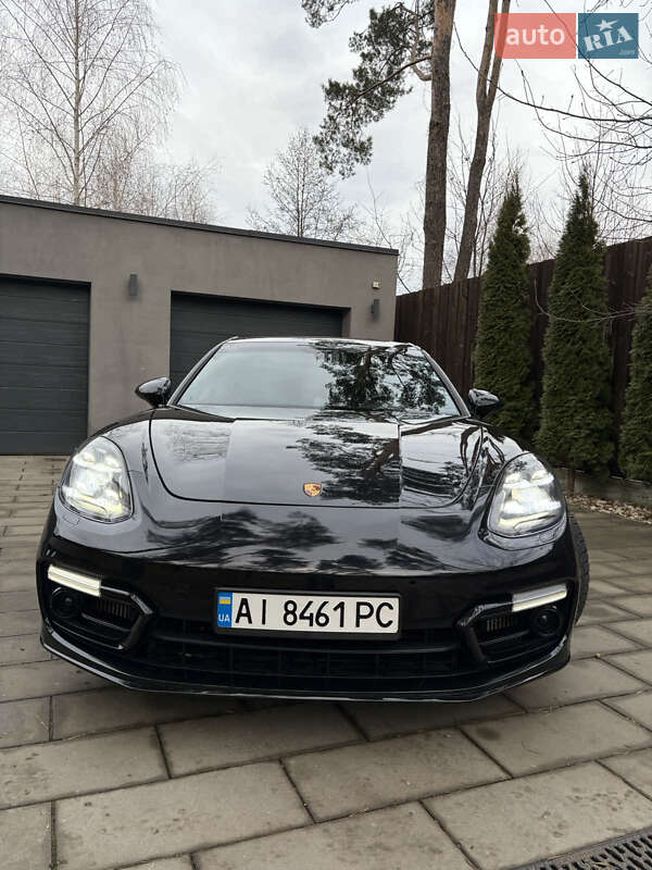 Фастбек Porsche Panamera 2016 в Василькові