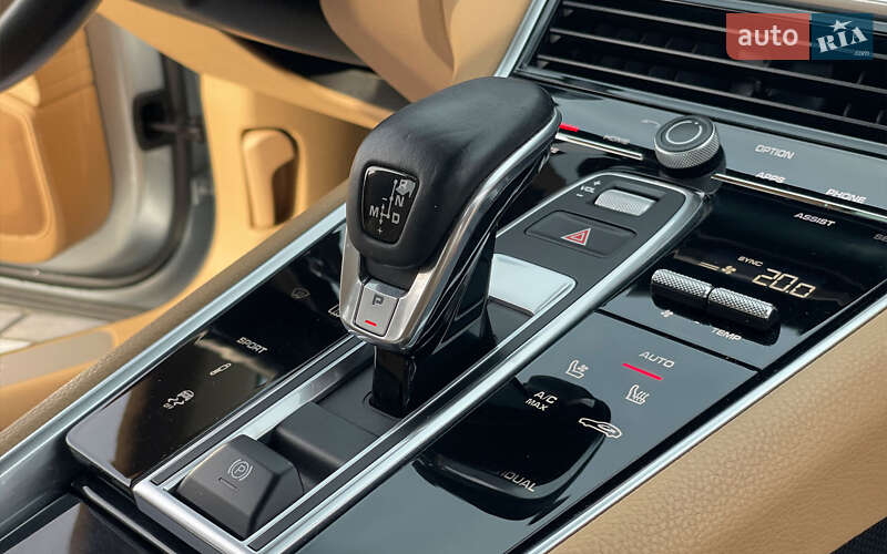 Фастбэк Porsche Panamera 2017 в Коломые