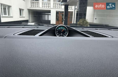 Фастбэк Porsche Panamera 2011 в 