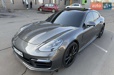 Фастбэк Porsche Panamera 2016 в Кривом Роге