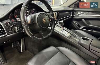 Фастбек Porsche Panamera 2012 в Києві