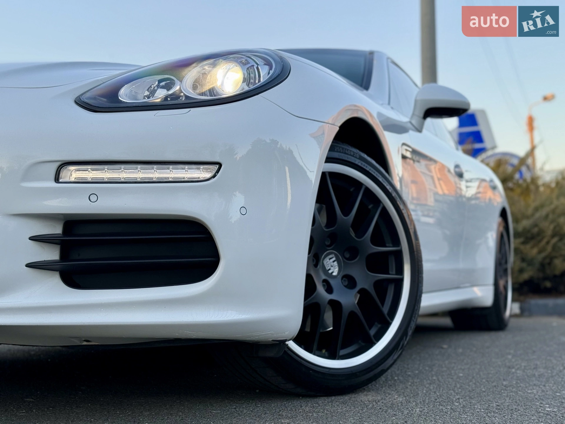 2013 Porsche Panamera - мініатюра 13