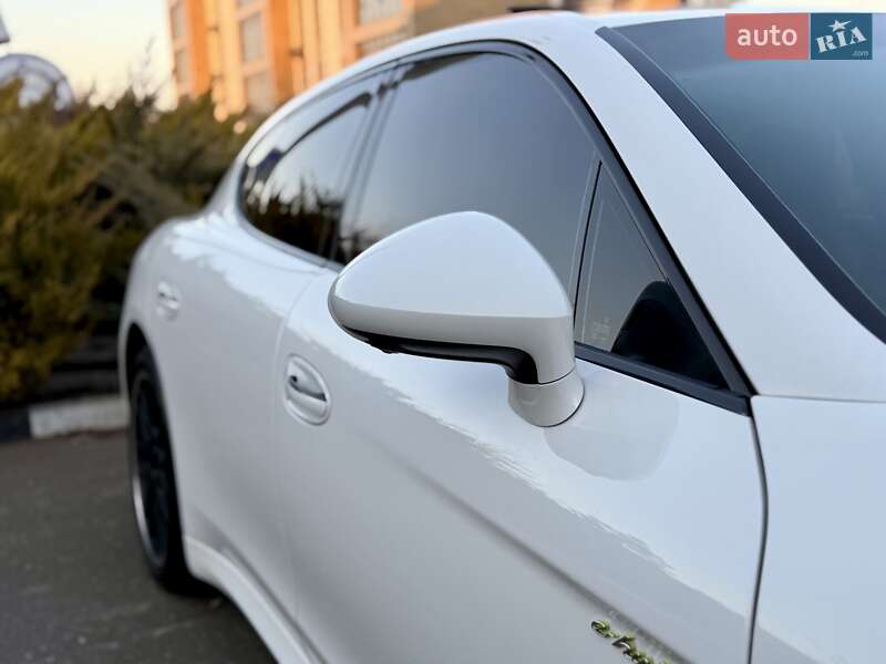Фастбэк Porsche Panamera 2013 в Одессе фото 35 Фастбэк Porsche Panamera 2013 в Одессе
