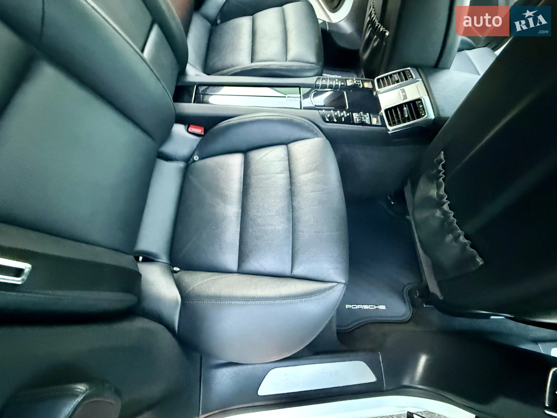 2013 Porsche Panamera - мініатюра 82