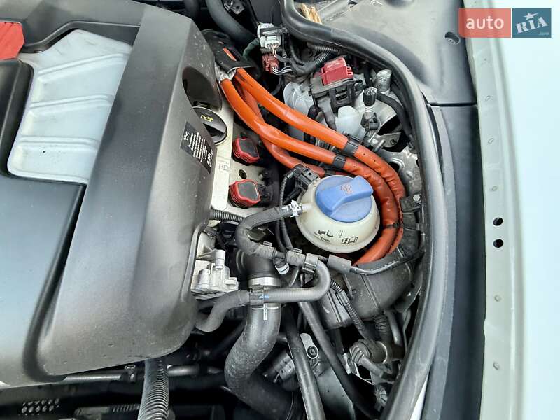 Фастбэк Porsche Panamera 2013 в Одессе фото 135 Фастбэк Porsche Panamera 2013 в Одессе