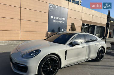 Фастбек Porsche Panamera 2022 в Дніпрі