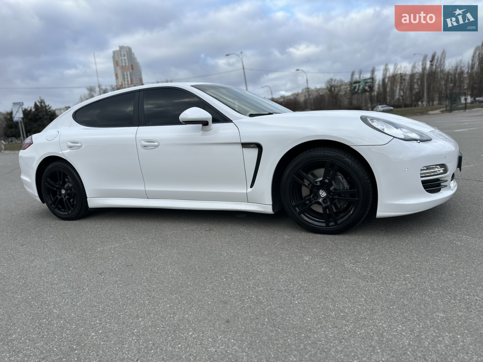 2010 Porsche Panamera - мініатюра 9