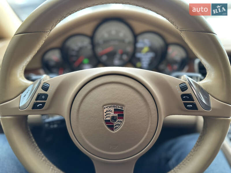 Фастбэк Porsche Panamera 2010 в Киеве