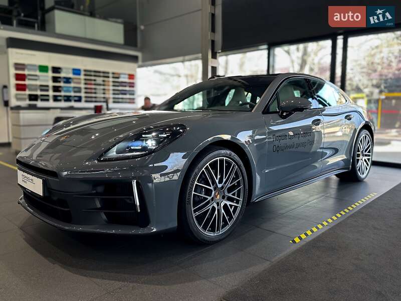 Фастбэк Porsche Panamera 2024 в Одессе