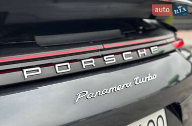 Фастбэк Porsche Panamera 2017 в 