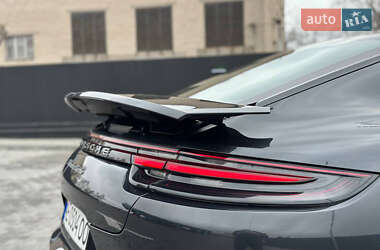 Фастбэк Porsche Panamera 2017 в 
