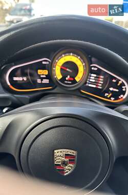 Фастбэк Porsche Panamera 2013 в Ворзеле