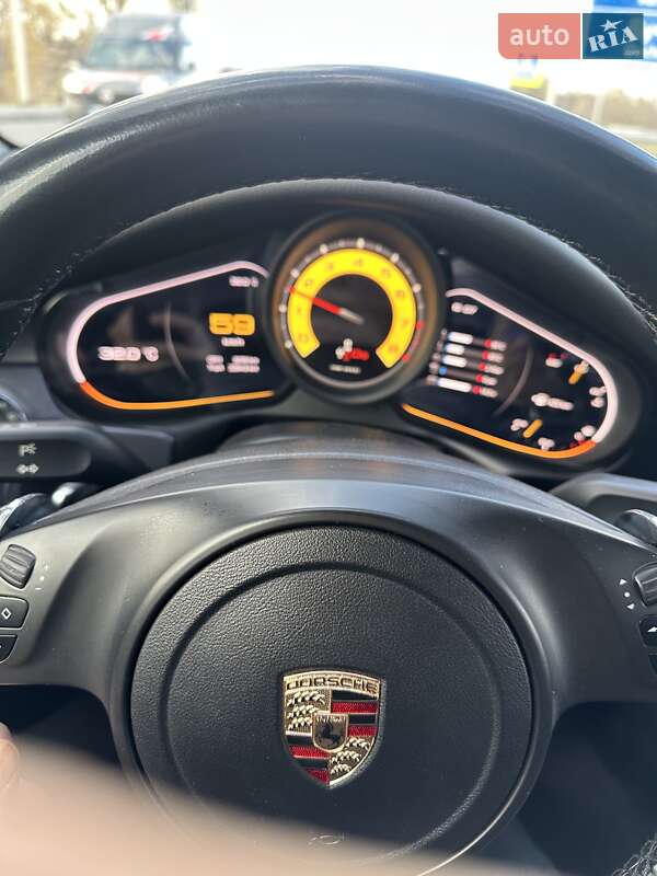 Фастбэк Porsche Panamera 2013 в Ворзеле