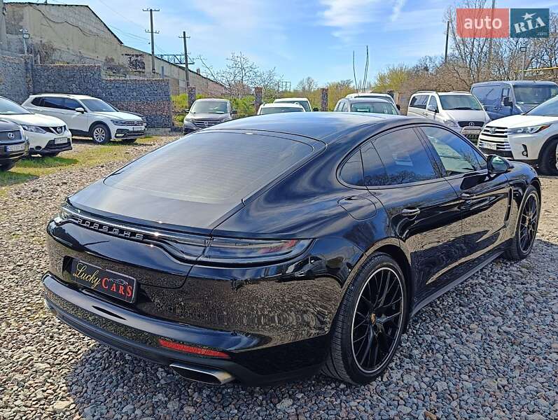 Фастбэк Porsche Panamera 2022 в Одессе