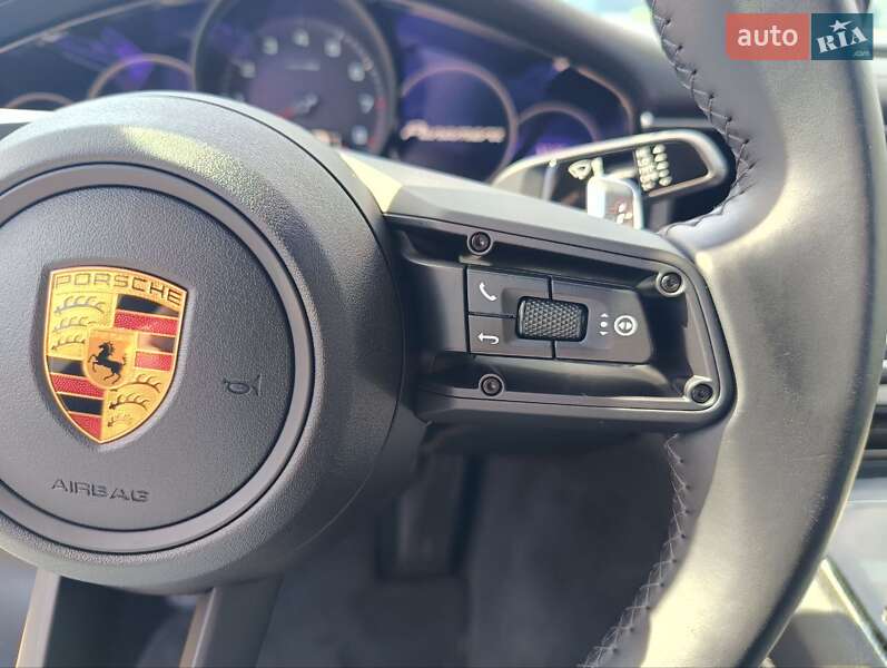 Фастбэк Porsche Panamera 2022 в Одессе