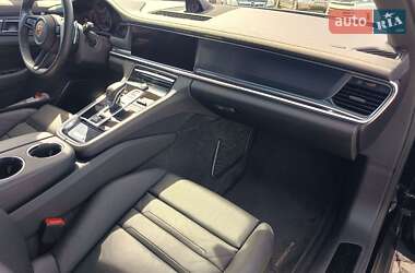 Фастбэк Porsche Panamera 2022 в 