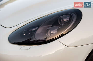 Фастбэк Porsche Panamera 2016 в 