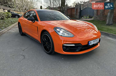 Фастбек Porsche Panamera 2021 в 