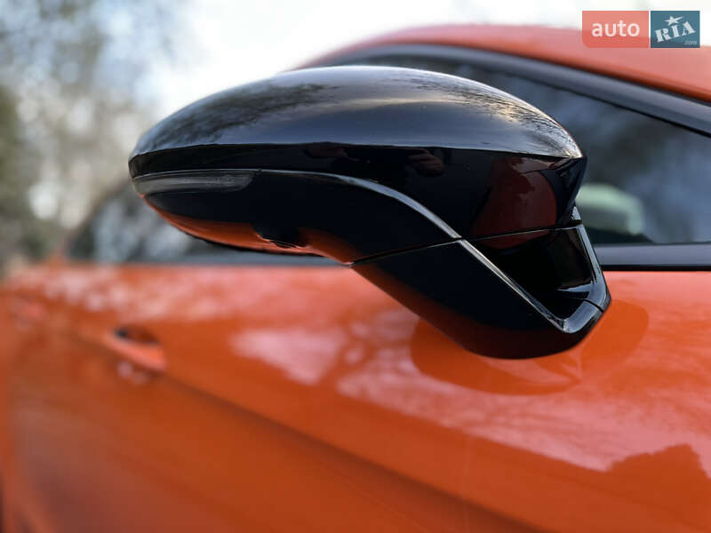 Фастбэк Porsche Panamera 2021 в Киеве
