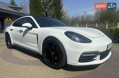 Фастбэк Porsche Panamera 2017 в 