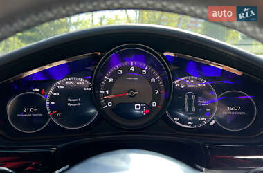 Фастбэк Porsche Panamera 2017 в 