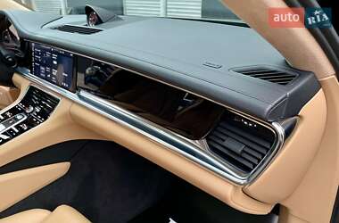Фастбэк Porsche Panamera 2020 в 