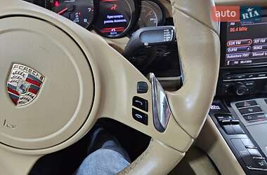 Фастбэк Porsche Panamera 2010 в 