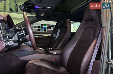 Фастбек Porsche Panamera 2021 в 