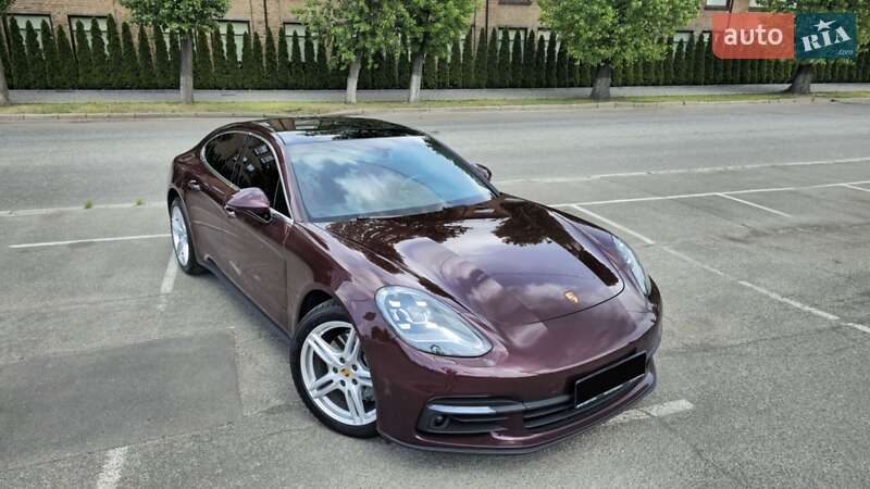 Фастбэк Porsche Panamera 2017 в 