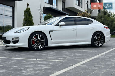 Фастбэк Porsche Panamera 2012 в 