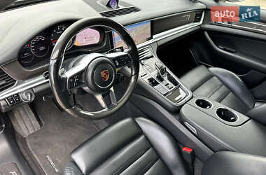 Фастбэк Porsche Panamera 2017 в 