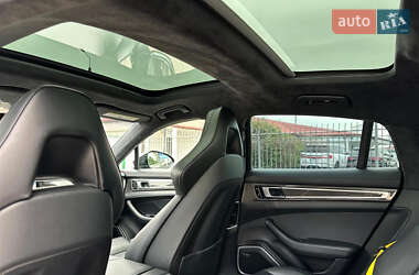 Фастбэк Porsche Panamera 2017 в 