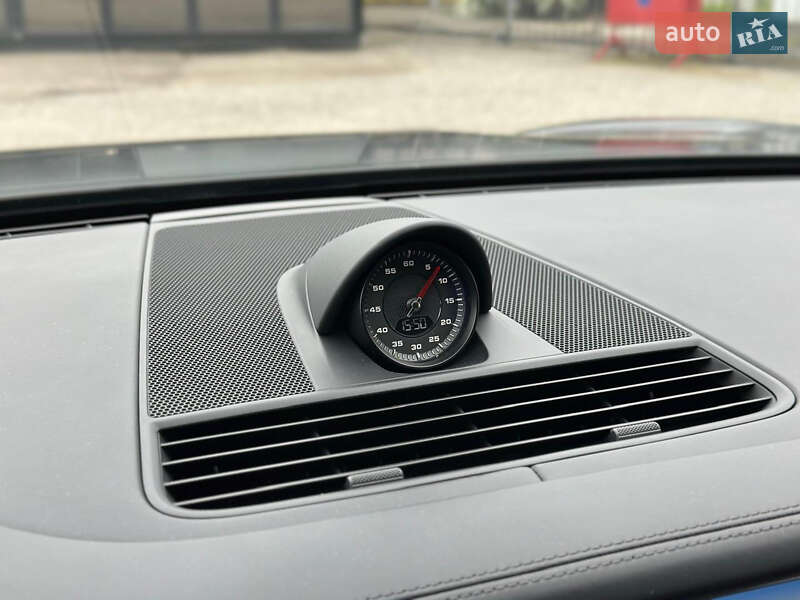 Фастбек Porsche Panamera 2017 в Києві фото 47 Фастбек Porsche Panamera 2017 в Києві