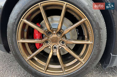 Фастбек Porsche Panamera 2013 в 